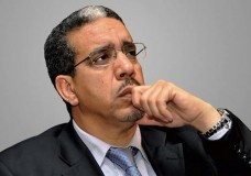 على الوزير الرباح أن يقدم استقاله