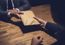 الفرقة الجهوية للشرطة القضائية بمراكش تفتح بحثا بشأن ارتشاء ضابط شرطة!