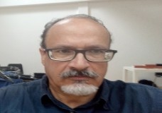أمن طنجة يوقف الصحفي علي المرابط بالمطار!