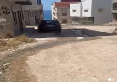 الحسيمة: سكان حي سيدي عابد يستغيثون.. روائح الصرف الصحي تغزو الشارع وشكايات بلا استجابة!